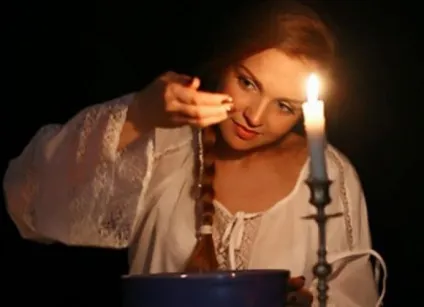 Ворожіння на свічках і воді наворожила собі любов! (Воді) Ворожіння на свічках і воді наворожила собі любов!
