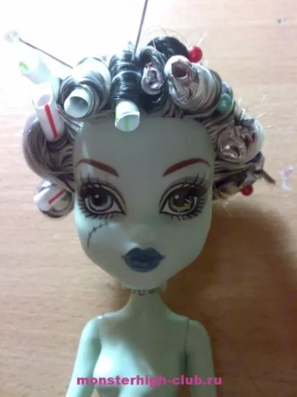 Фото-урок завивка лялькових волосся, monster high (волосся) Фото-урок завивка лялькових волосся, monster high