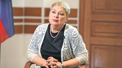 Глава Міністерства освіти та науки «в школах повинні грати в шахи» (повинні) Глава Міністерства освіти та науки «в школах повинні грати в шахи»