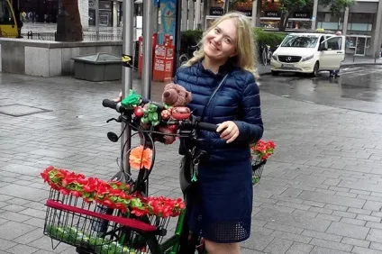 Пишаюся своєю глухотою », або як слабочуючих живеться сьогодні, люди, суспільство, аргументи і факти (слабочуючих) Пишаюся своєю глухотою », або як слабочуючих живеться сьогодні, люди, суспільство, аргументи і факти