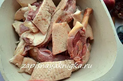 Гусь шматочками