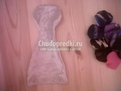Іграшка своїми руками з клаптиків тканини (майстер-клас по шиттю клоуна) Іграшка своїми руками з клаптиків тканини