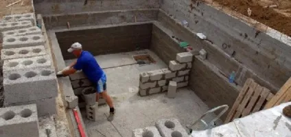 З чого робити стіни льоху
