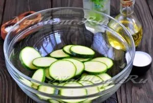 Кабачки по-корейськи швидкого приготування кружечками (перець) Кабачки по-корейськи швидкого приготування кружечками