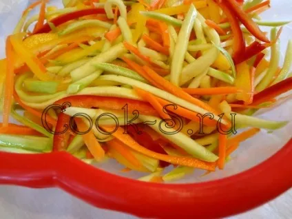 Кабачки по-корейськи - покроковий рецепт з фото, закуски (кабачки по корейськи фото) Кабачки по-корейськи - покроковий рецепт з фото, закуски