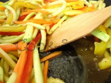 Кабачки по-корейськи - покроковий рецепт з фото, закуски (закуска з кабачків по корейськи) Кабачки по-корейськи - покроковий рецепт з фото, закуски