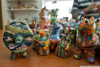 Як роблять філімонівська іграшку це цікаво! (Роблять) Як роблять філімонівська іграшку це цікаво!