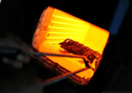 Як роблять Жовті Води ножі, як це зроблено (якутські) Як роблять Жовті Води ножі, як це зроблено
