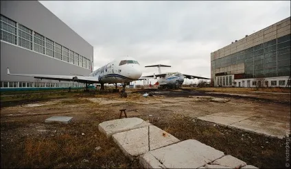 Як обслуговують та ремонтують літаки, як це зроблено