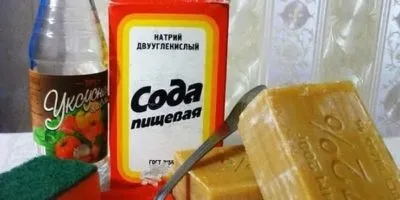 Як відіпрати запах поту з одягу під пахвами (одягу) Як відіпрати запах поту з одягу під пахвами