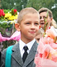 Як правильно підібрати дитині шкільний одяг, безпеку дітей (батькам) Як правильно підібрати дитині шкільний одяг, безпеку дітей