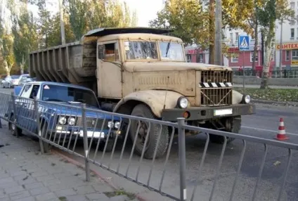 Як правильно перебудовуватися на дорозі в потоці - легка справа (дорозі) Як правильно перебудовуватися на дорозі в потоці - легка справа
