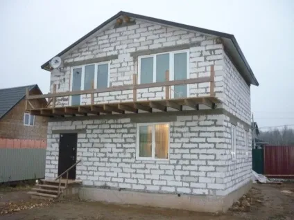 Як побудувати дачний будиночок з піноблоків своїми руками (руками) Як побудувати дачний будиночок з піноблоків своїми руками