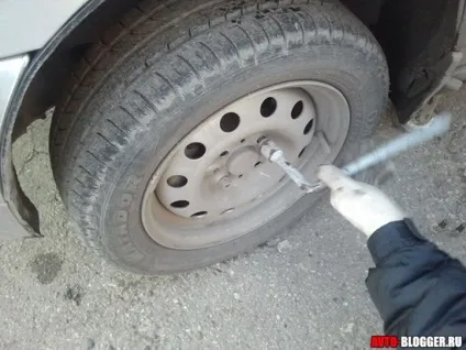 Як поміняти колесо, автоблог (колесо) Як поміняти колесо, автоблог