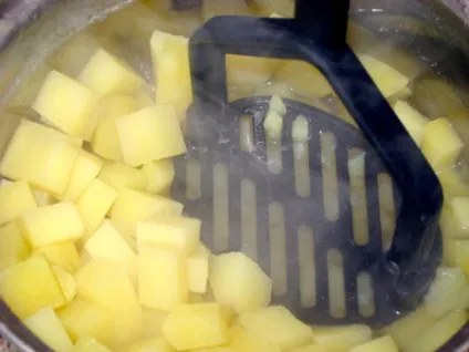 Як приготувати пюре з підливою з курки (пюре) Як приготувати пюре з підливою з курки