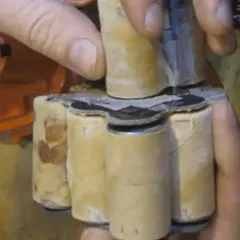 Як реанімувати акумулятор шуруповерта