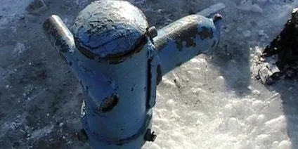Як розморозити водопровідну пластикову трубу під землею (розморозити) Як розморозити водопровідну пластикову трубу під землею