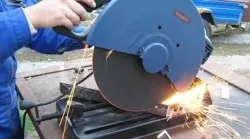 Як зробити відрізний верстат своїми руками, будівельний портал (своїми) Як зробити відрізний верстат своїми руками, будівельний портал