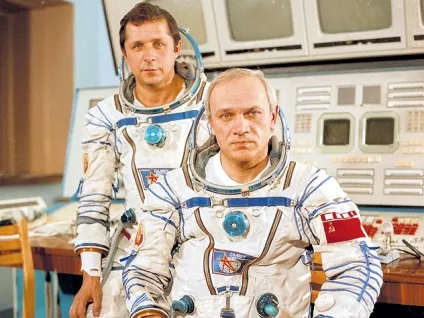 Як рятували мертву станцію «салют-7» (салют-7) Як рятували мертву станцію «салют-7»