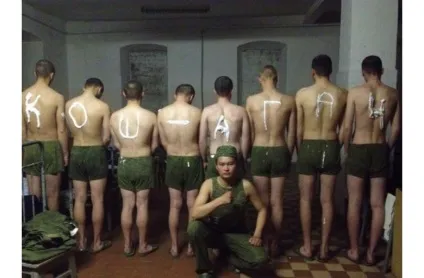 Як троє п'яних казахів 12 українських опускали відео - супутник і погром (українських) Як троє п'яних казахів 12 українських опускали відео - супутник і погром