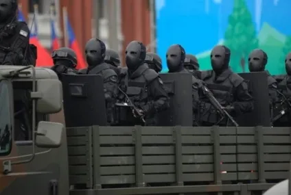 Як виглядають спецназівці різних країн (різних) Як виглядають спецназівці різних країн