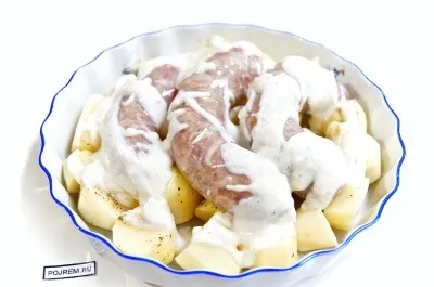 Ковбаски з картоплею - покроковий рецепт з фото як приготувати