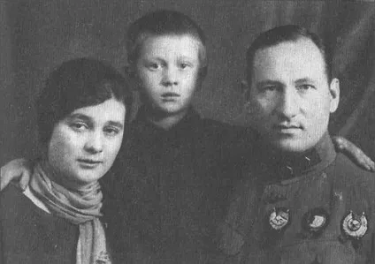 Командував військами армії в оточенні, і якщо трапиться, то і вмирати буду з бійцями,