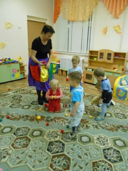 Інтегроване заняття «кішка з кошенятами» в першій молодшій групі (заняття) Інтегроване заняття «кішка з кошенятами» в першій молодшій групі