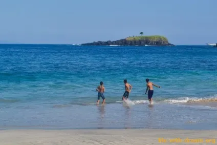 Гарний пляж на сході бали - white sand beach, він же virgin beach (сході) Гарний пляж на сході бали - white sand beach, він же virgin beach