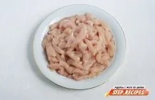 Куряче філе по-строгановски в мультиварці покроковий рецепт з фотографіями (мультиварці) Куряче філе по-строгановски в мультиварці покроковий рецепт з фотографіями