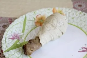 Куряча гомілка в листковому тісті - «шубці» (шубці) Куряча гомілка в листковому тісті - «шубці»