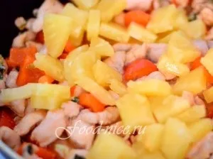 Курка з ананасом - рецепт класичний покроковий (покрокове приготування салату з куркою і ананасами) Курка з ананасом - рецепт класичний покроковий