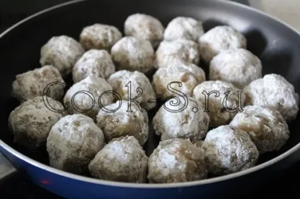 Курячі фрикадельки - покроковий рецепт з фото, страви з курки (приготування курячих фрикадельок) Курячі фрикадельки - покроковий рецепт з фото, страви з курки
