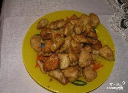 Курка по-строгановски - покроковий рецепт з фото на