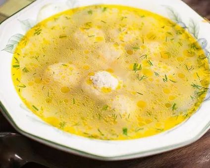 Курячі фрикадельки для супу