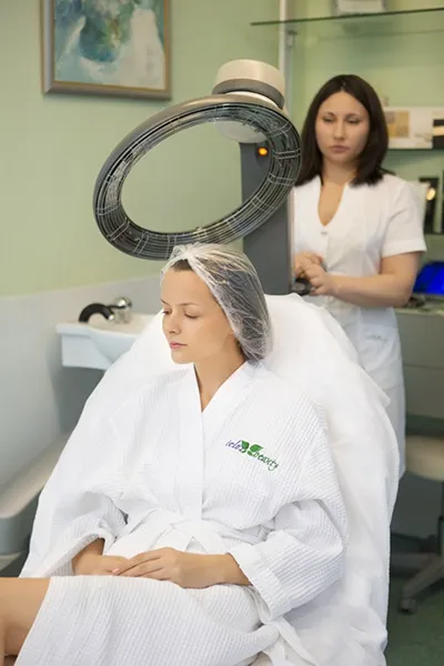 Лікування випадіння волосся у жінок - клініка лікування волосся telo s beauty (клініка) Лікування випадіння волосся у жінок - клініка лікування волосся telo s beauty