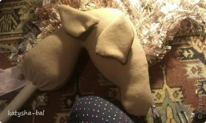 Конячка на паличці, країна майстрів
