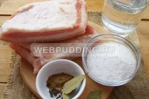 Мариноване сало - класичний рецепт в розсолі, як приготувати на (рецепт) Мариноване сало - класичний рецепт в розсолі, як приготувати на