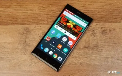 Місяць з аудіофільских смартфоном highscreen boost 3