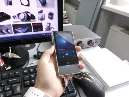 Місяць з аудіофільских смартфоном highscreen boost 3