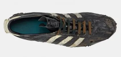 Історія бутс adidas