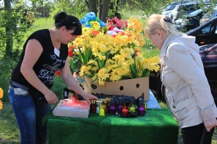 Штучні квіти чорний бізнес, який засуджують і екологи, і церква (екологи) Штучні квіти чорний бізнес, який засуджують і екологи, і церква