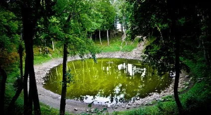 Метеоритні кратери на землі, які можна відвідати, фото новини (всередині ударного кратера) Метеоритні кратери на землі, які можна відвідати, фото новини