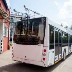 Москва, новини, рух тролейбусів №6, 43, 65, 86 призупинено через пошкодження кабелю (відновлено) Москва, новини, рух тролейбусів №6, 43, 65, 86 призупинено через пошкодження кабелю