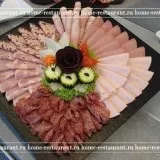 М'ясна нарізка на святковий стіл ідеї оформлення з фото (красива м'ясна нарізка) М'ясна нарізка на святковий стіл ідеї оформлення з фото