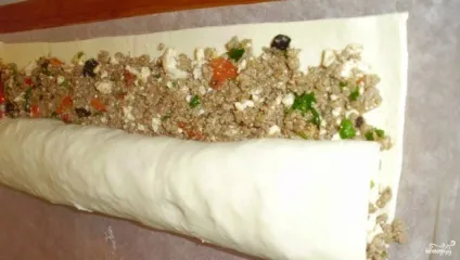 М'ясний штрудель в духовці - покроковий рецепт з фото на (духовці) М'ясний штрудель в духовці - покроковий рецепт з фото на