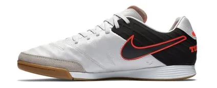 Нові nike tiempo mystic v ic (скільки коштують копи) Нові nike tiempo mystic v ic