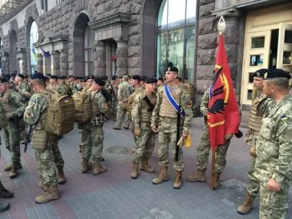 News24ua - що буде після параду з присмаком пороху епопея добігає кінця (михайло Павлів) News24ua - що буде після параду з присмаком пороху епопея добігає кінця