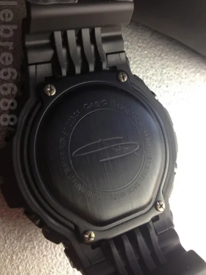 Огляд годин casio g-shock x eminem gdx6900mnm 30th anniversary з автографом Емінема (casio) Огляд годин casio g-shock x eminem gdx6900mnm 30th anniversary з автографом Емінема