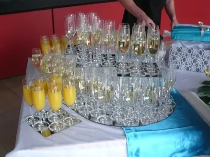 Оформлення весільного залу прикраса своїми руками крок за кроком (оформлення) Оформлення весільного залу прикраса своїми руками крок за кроком